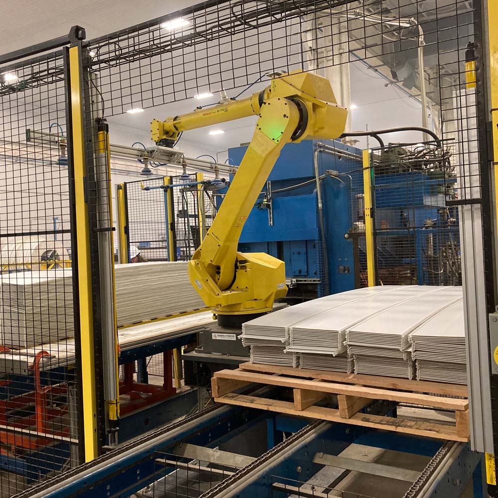 Robotics for pallets processing